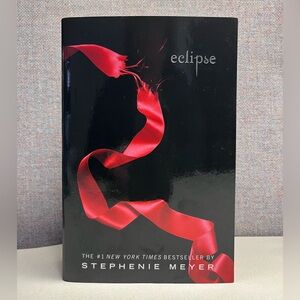 Eclipse by Stephenie Meyer
